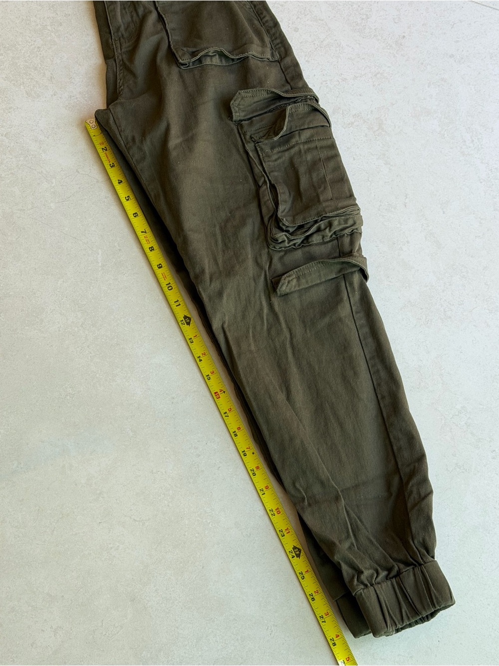Women’s Windsor Olive Cargo Jogger Pants - size small - Picture 4 of 6